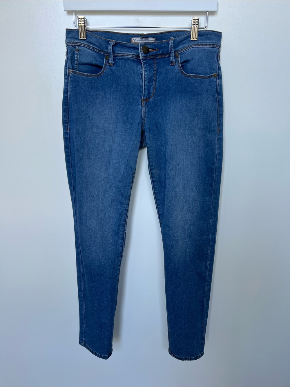 Free People Classic Women's Slim Jeans - Blue